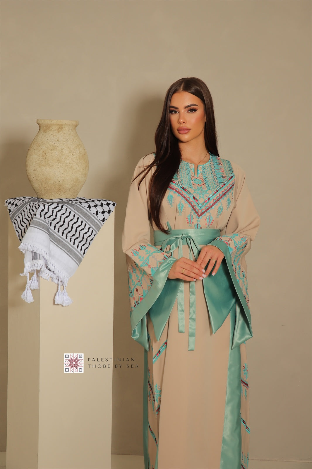 Bethlehem mint Thobe