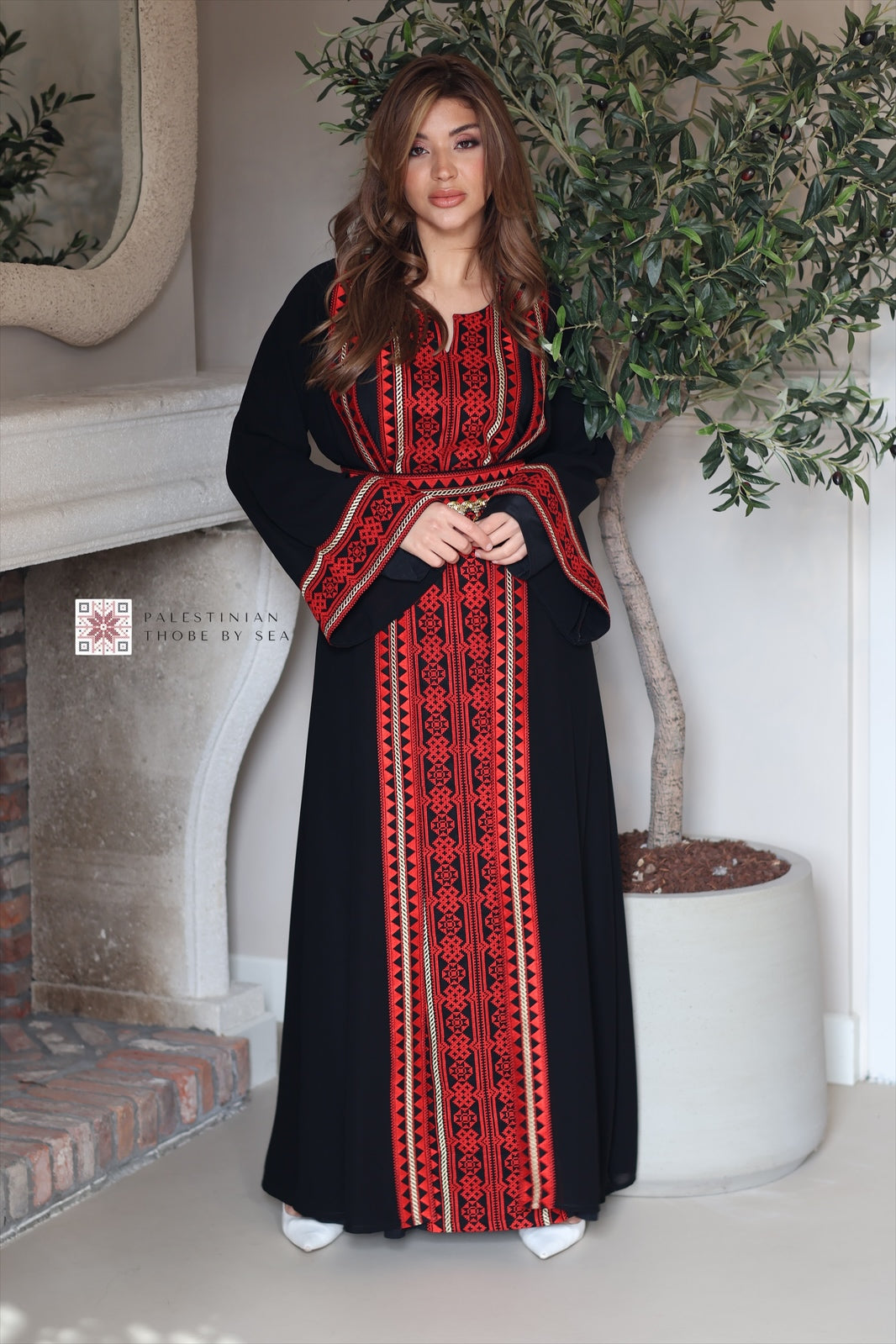 Baladna red abaya