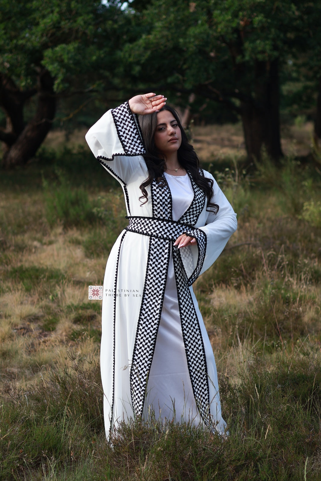 Classic keffiyeh abaya