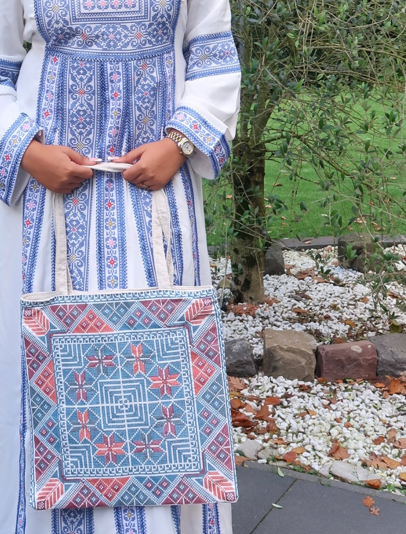 Tatreez tote bag