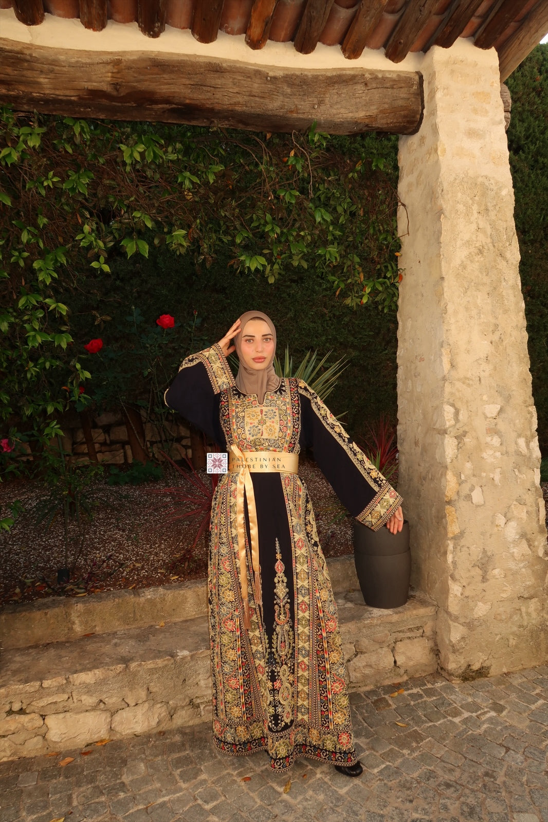 Bethlehem tahriri Thobe